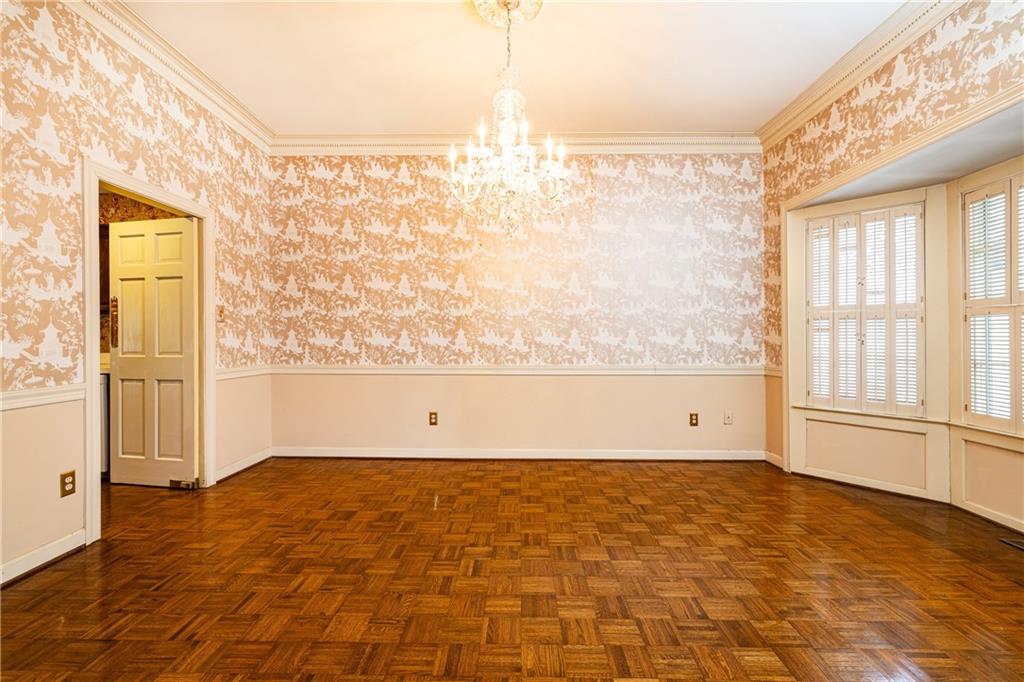 650 Moores Mill Road Square Unit 27