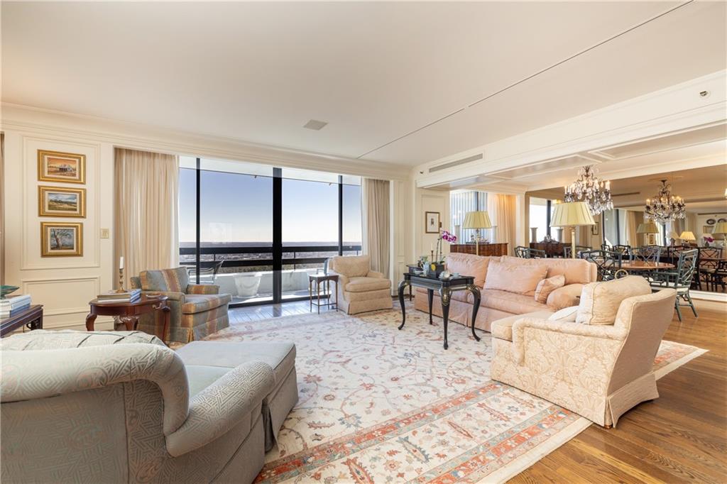 2660 Peachtree Road NW Unit 37G