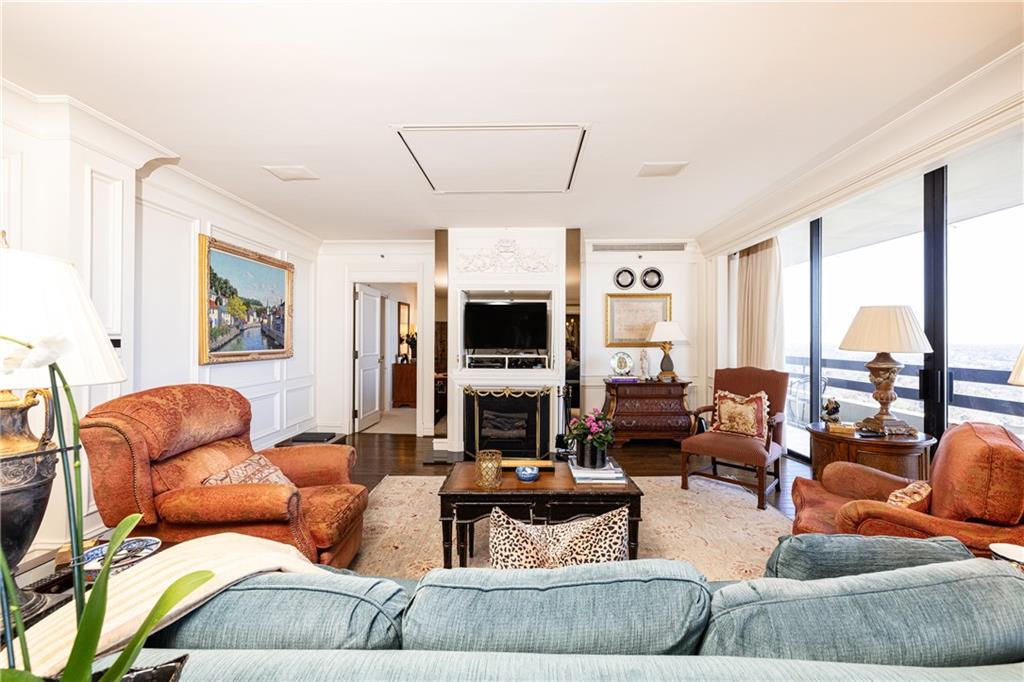 2660 Peachtree Road NW Unit 37G