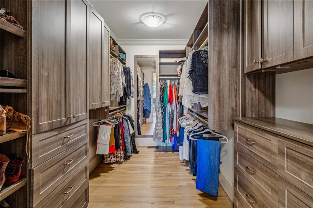 3849 Brandy Station Court SE