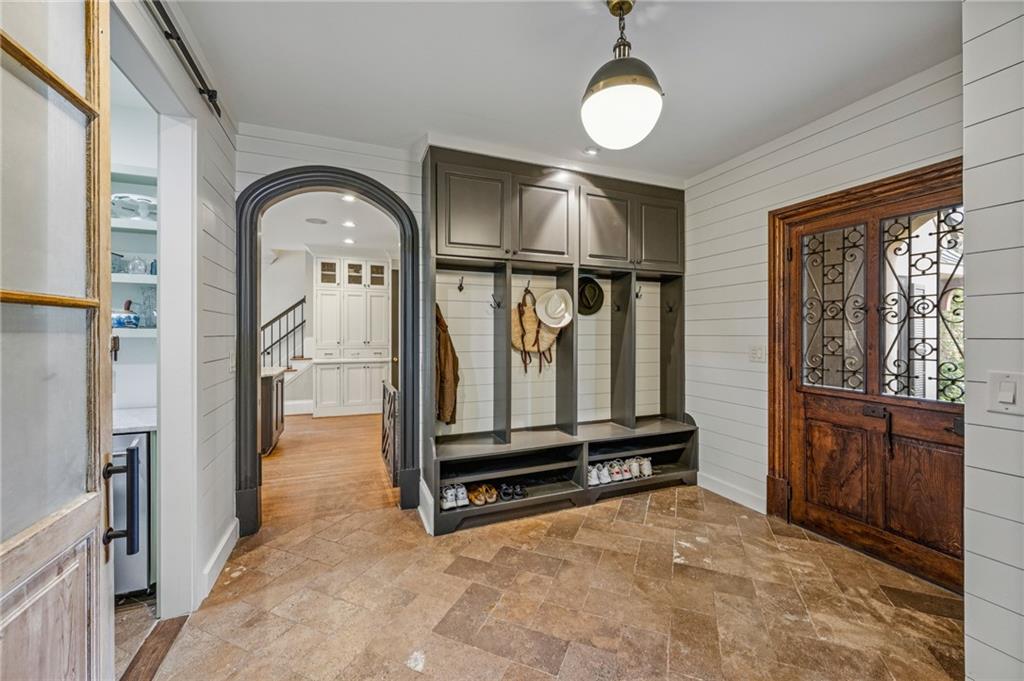 3849 Brandy Station Court SE