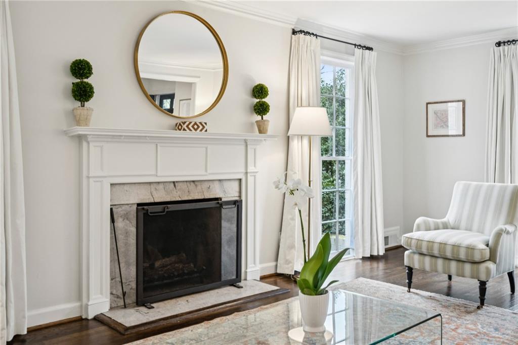 1838 Meredith Drive NW