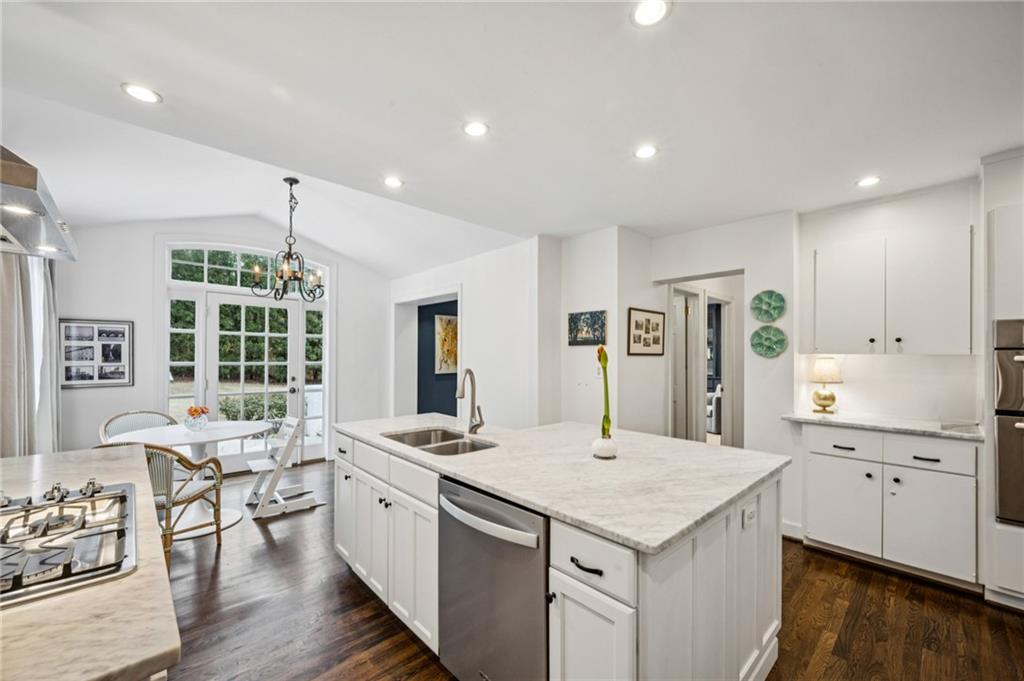 1838 Meredith Drive NW