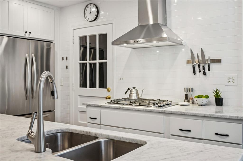 1838 Meredith Drive NW