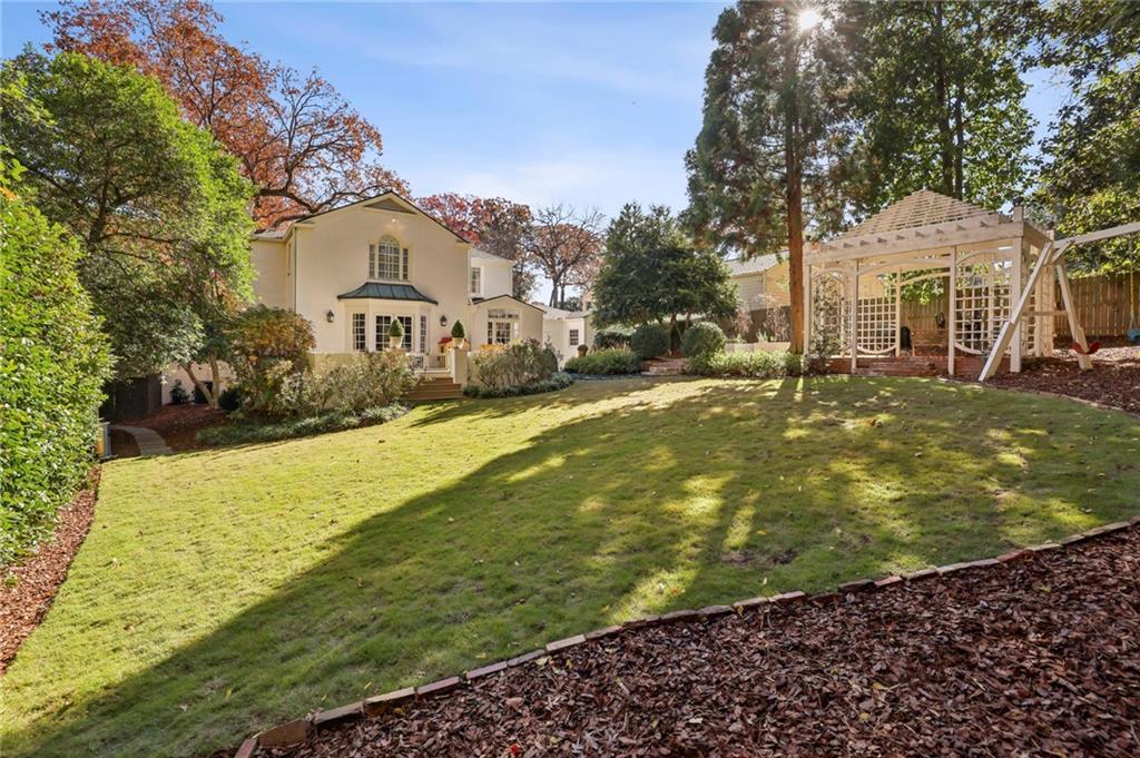 1838 Meredith Drive NW