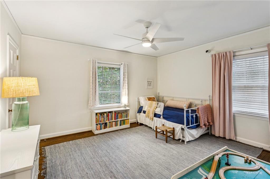 734 Woodley Drive NW