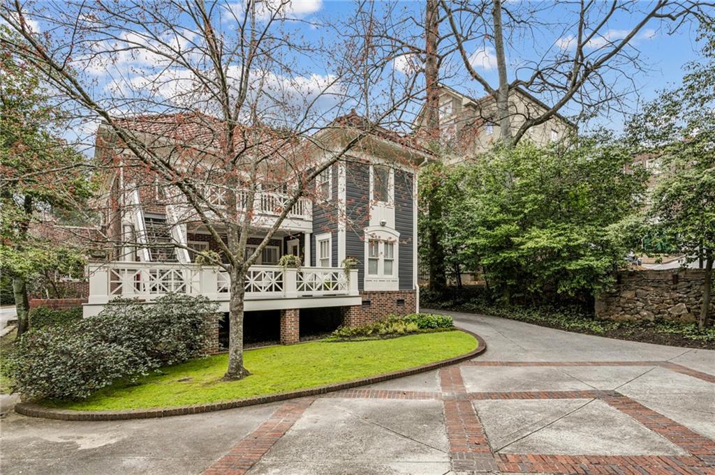 1899 Anjaco Road NW Unit 1