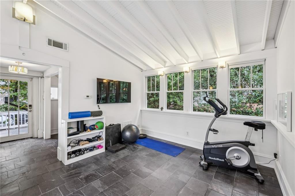 1899 Anjaco Road NW Unit 1