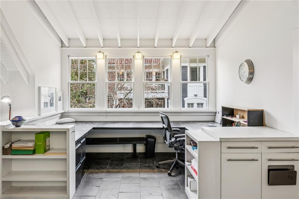 1899 Anjaco Road NW Unit 1