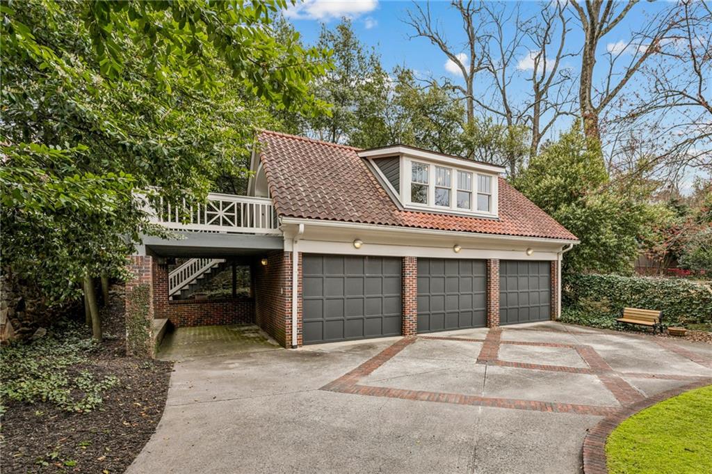 1899 Anjaco Road NW Unit 1