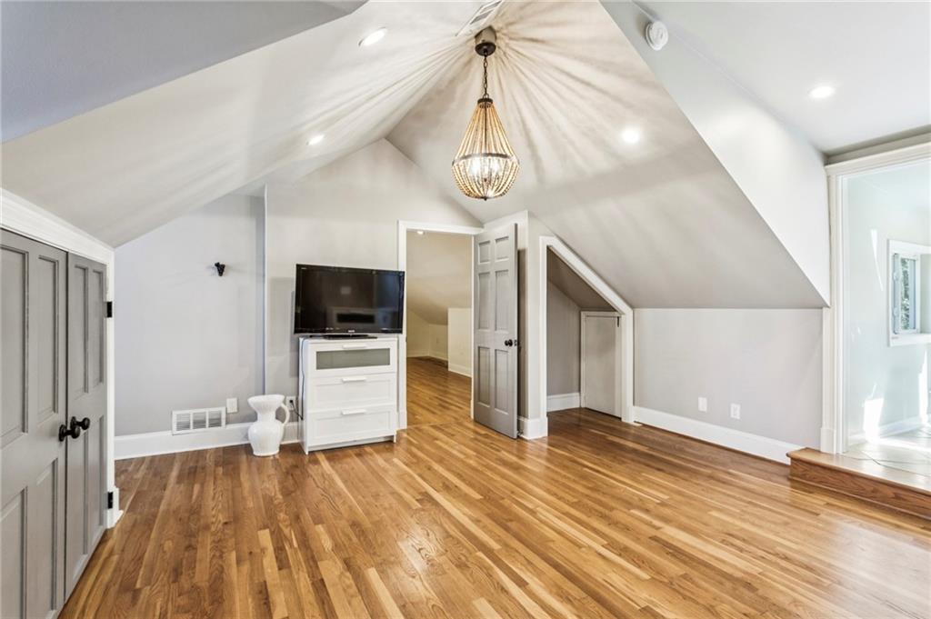 23 Midway Road NW