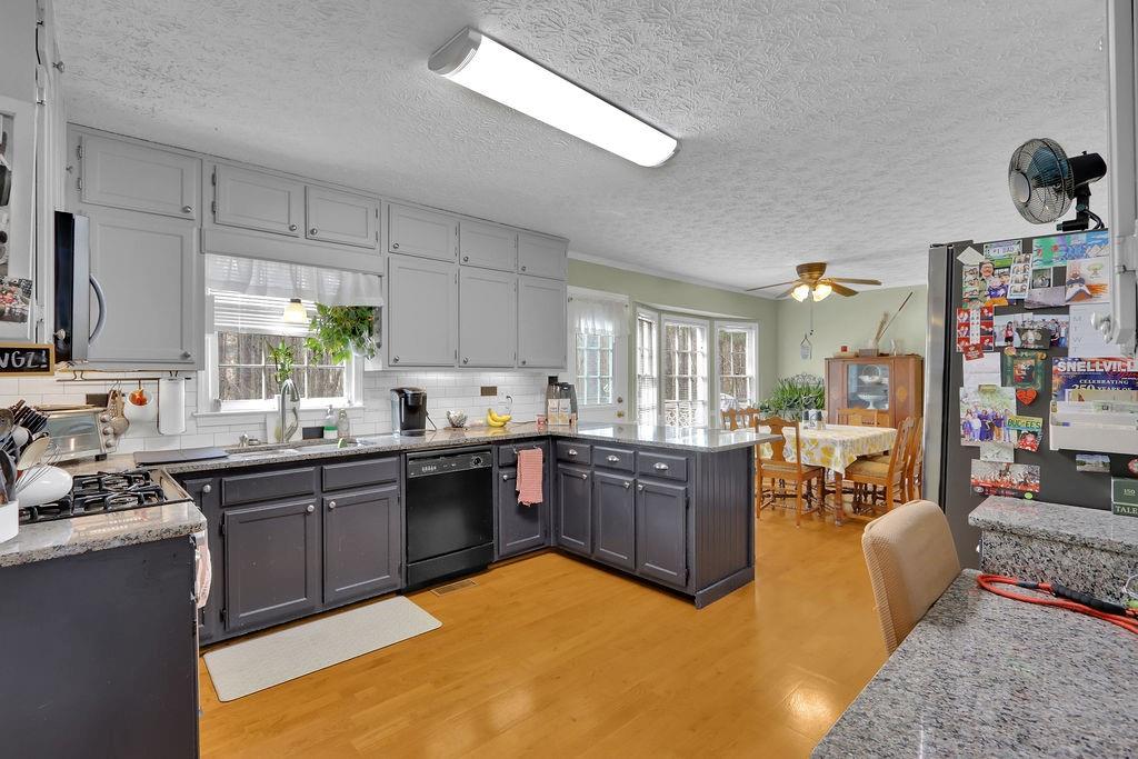 2385 Waterton Ridge Trail