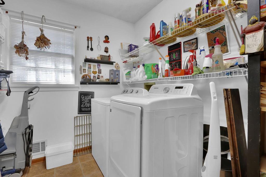 2385 Waterton Ridge Trail
