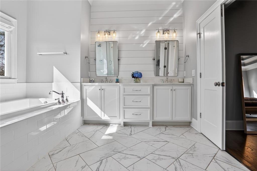 287 Green Hill Road