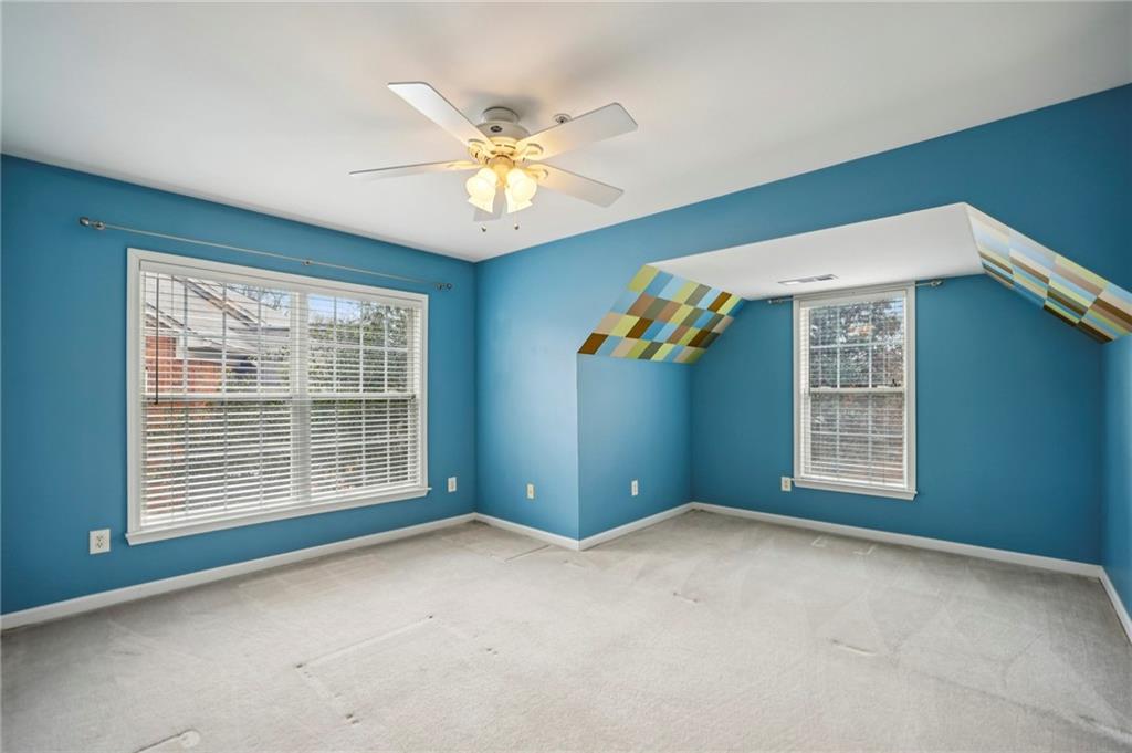 125 Westchester Drive SE