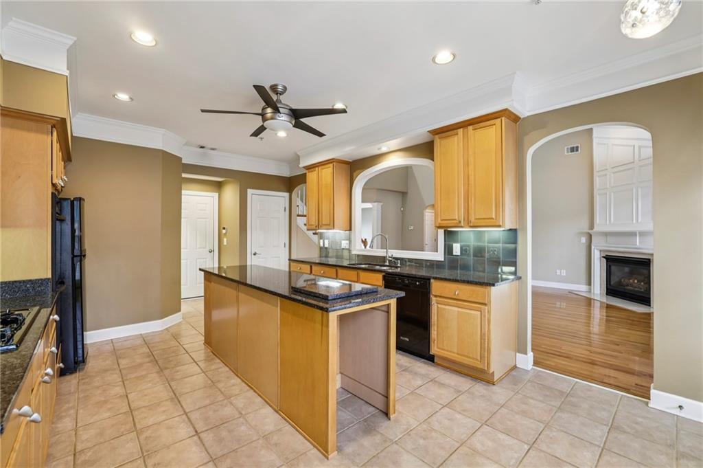 125 Westchester Drive SE