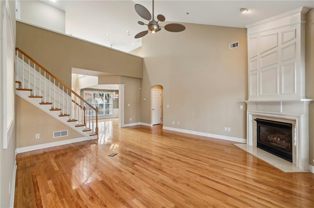 125 Westchester Drive SE