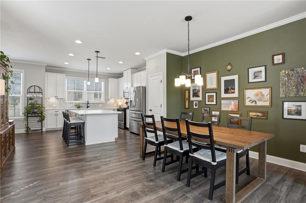 1614 Falcon Crest Way