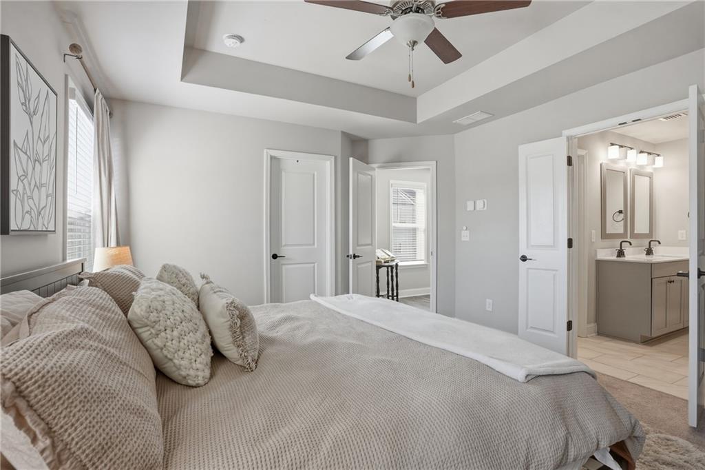 1614 Falcon Crest Way