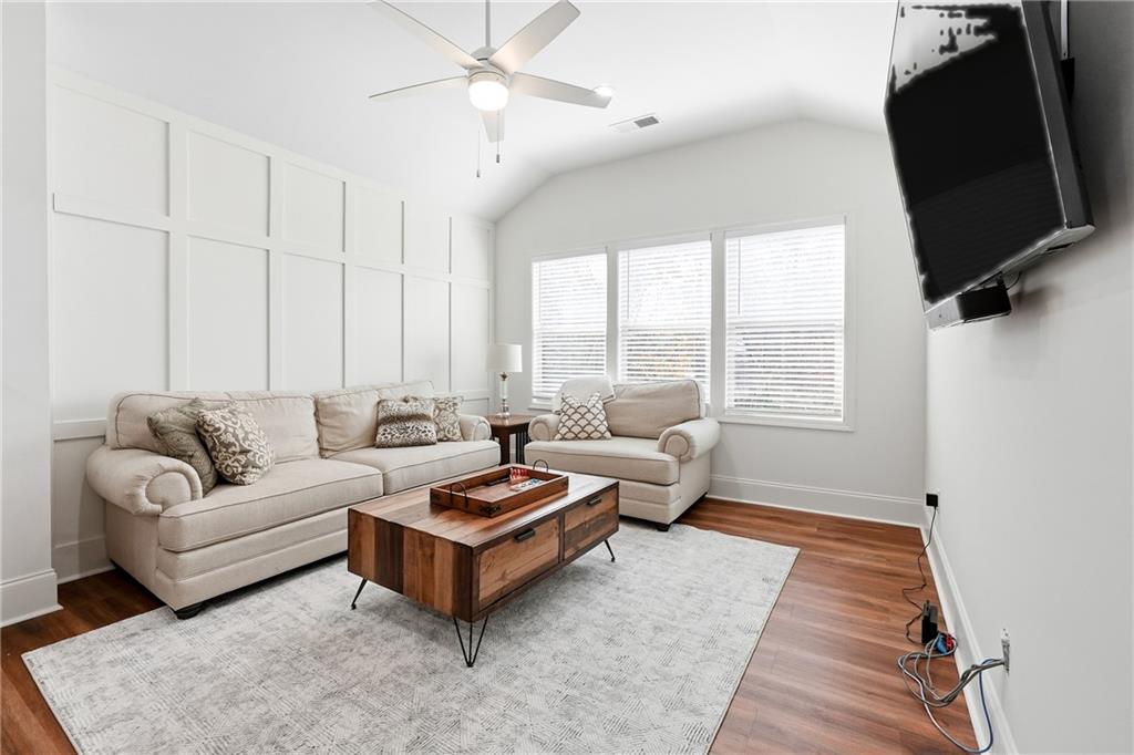 2139 Mcfarlin Lane