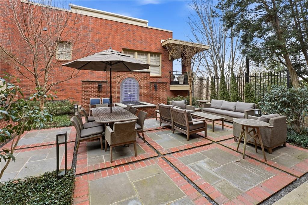 273 12th Street NE Unit 420