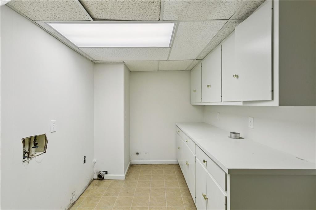 3647 Cloudland Drive NW