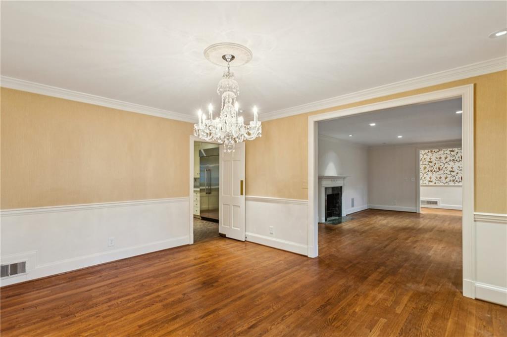 3647 Cloudland Drive NW