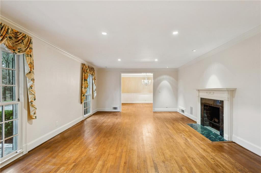 3647 Cloudland Drive NW