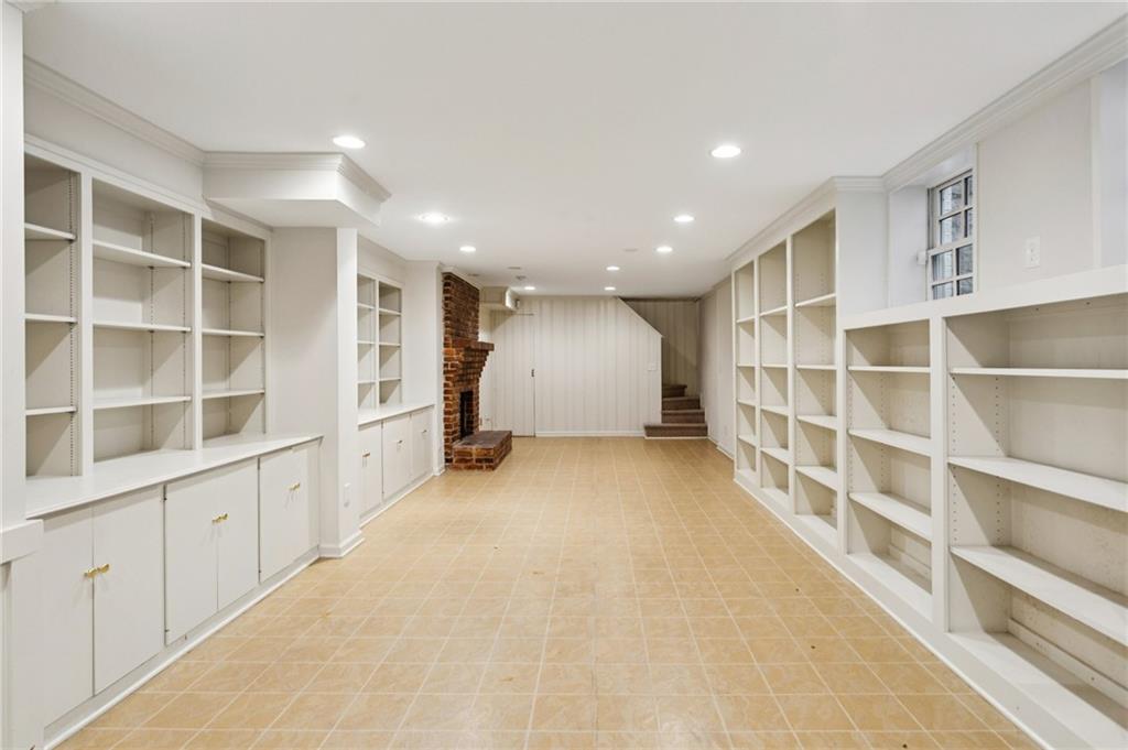 3647 Cloudland Drive NW