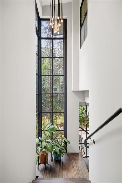 571 Overbrook Drive NW