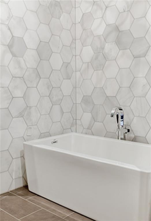 571 Overbrook Drive NW