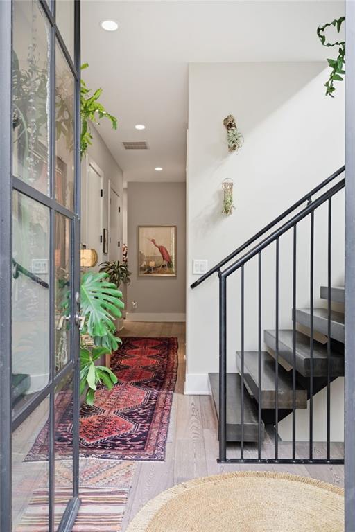 571 Overbrook Drive NW