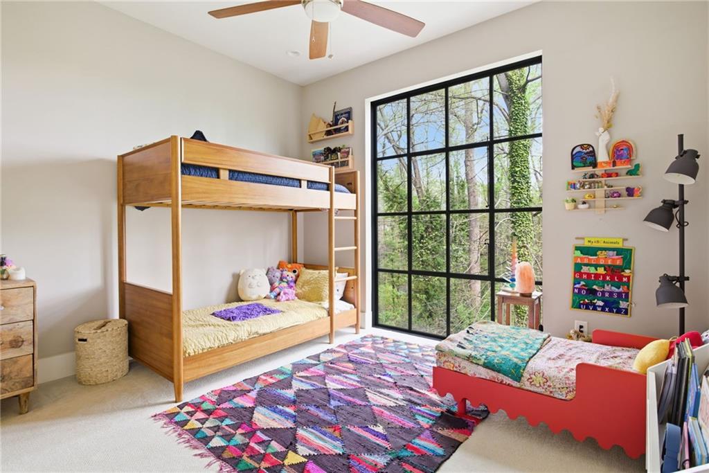 571 Overbrook Drive NW