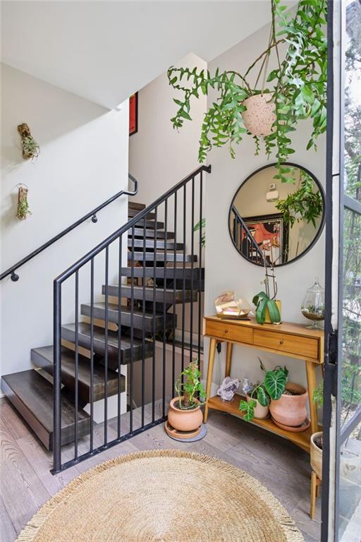 571 Overbrook Drive NW