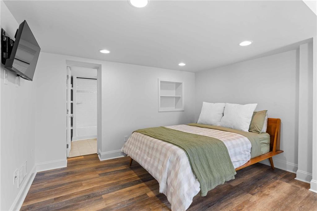 183 E Wesley Road NE