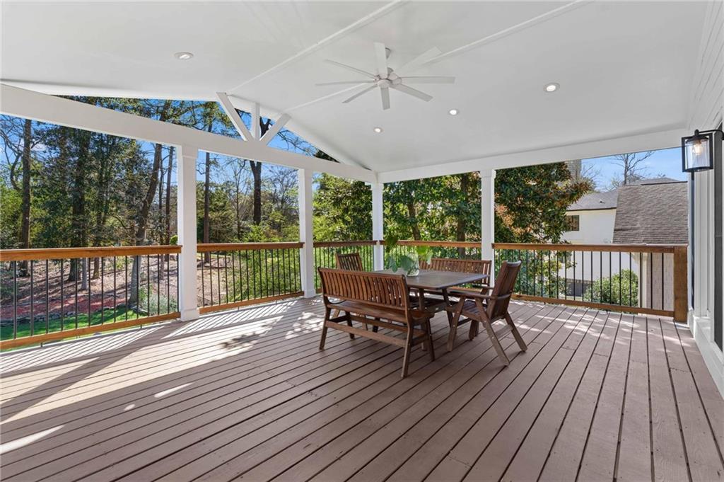 183 E Wesley Road NE