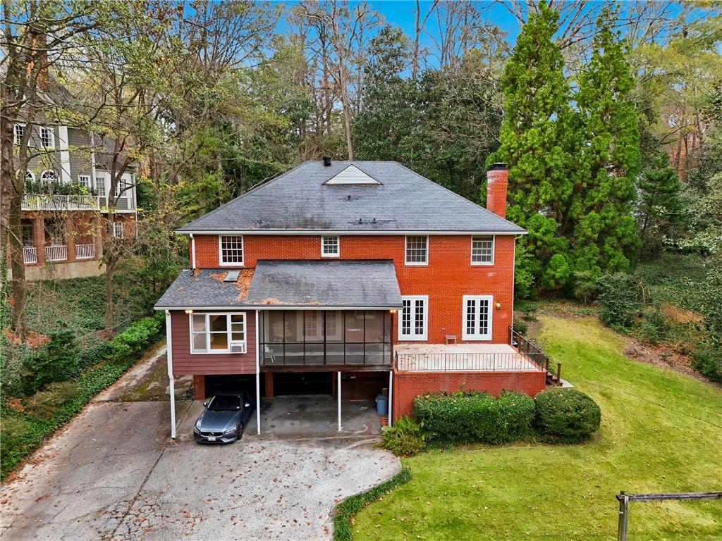 956 W Wesley Road NW