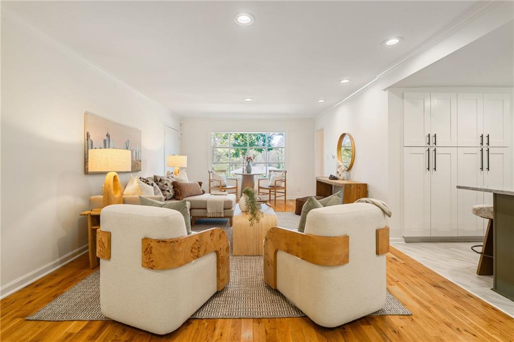 2978 Greenbrook Way NE