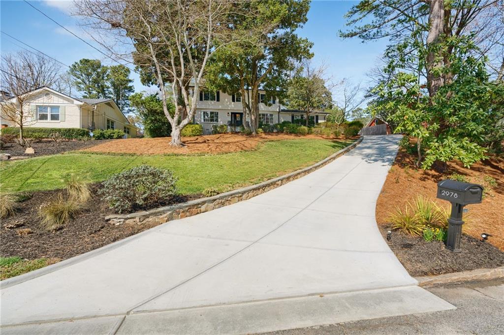 2978 Greenbrook Way NE