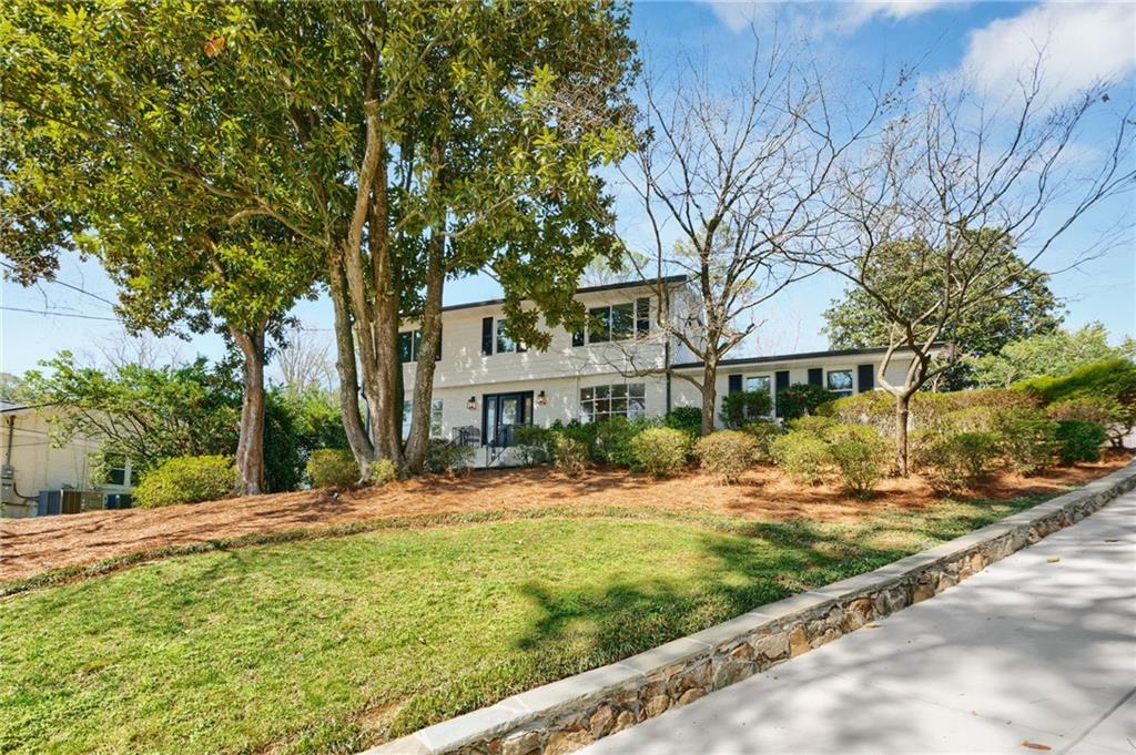 2978 Greenbrook Way NE