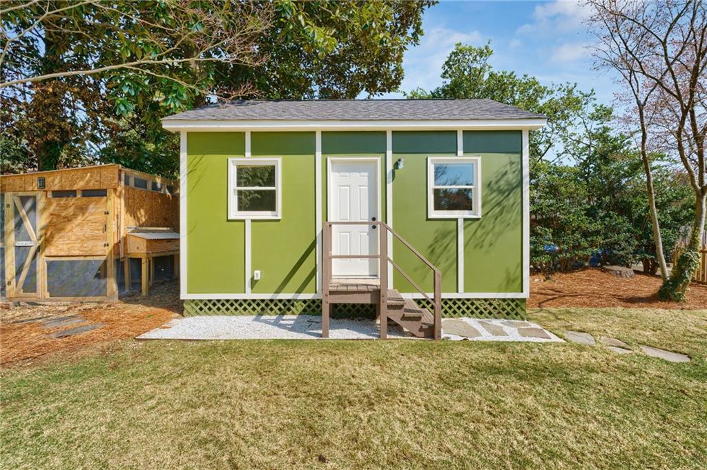 2978 Greenbrook Way NE