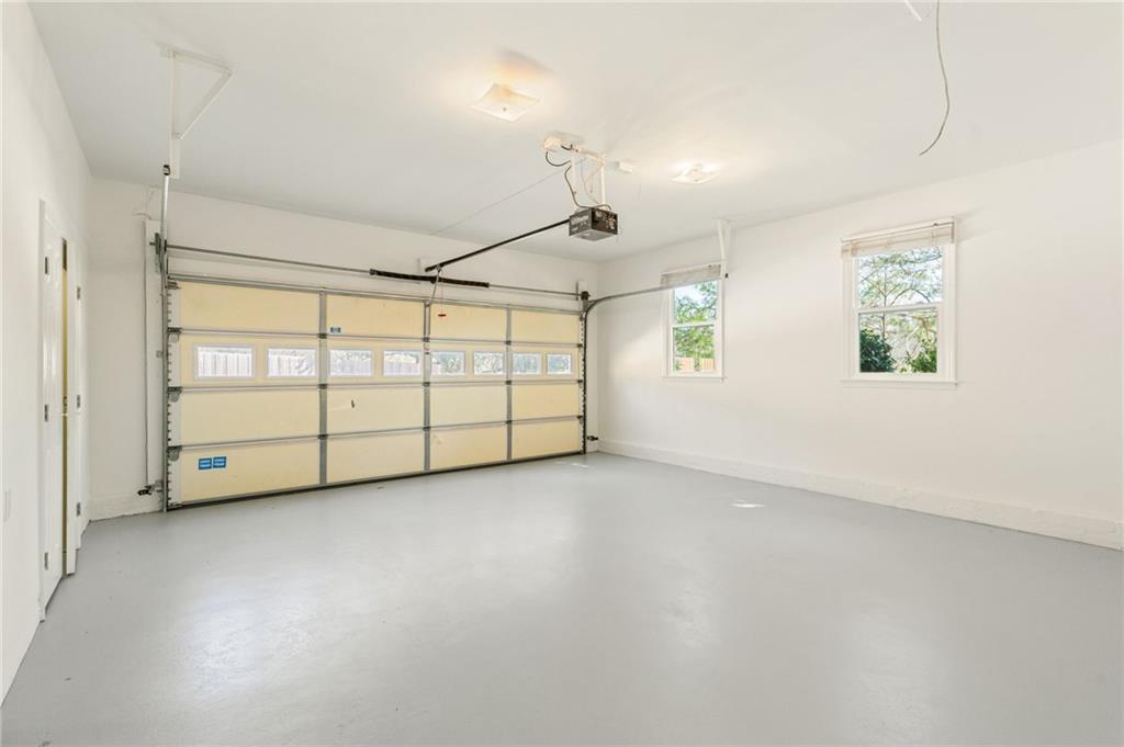 2978 Greenbrook Way NE