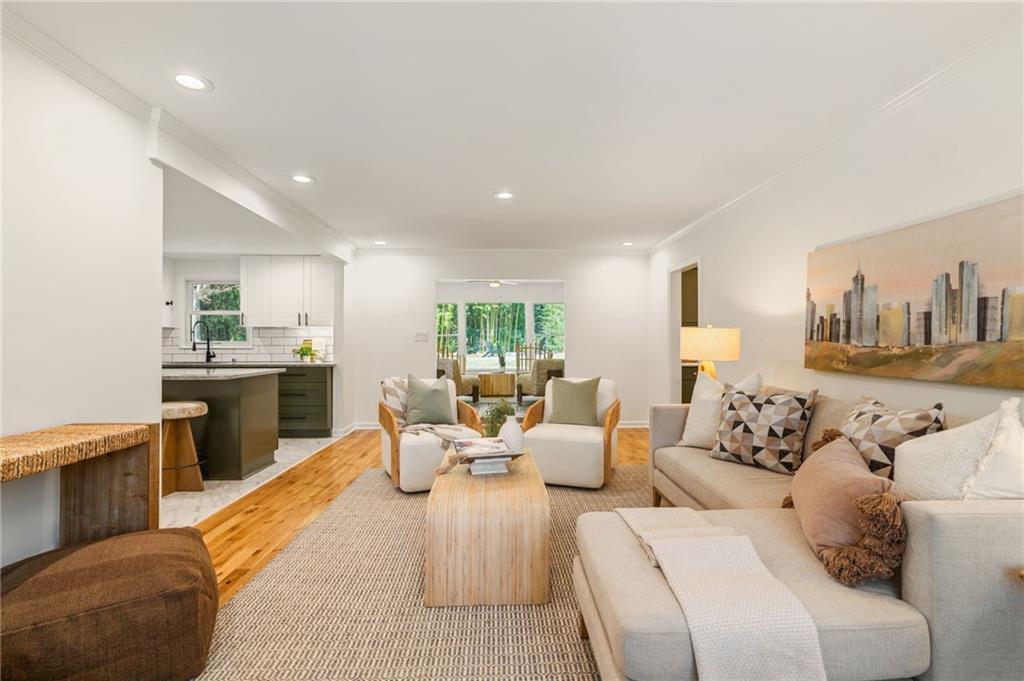 2978 Greenbrook Way NE