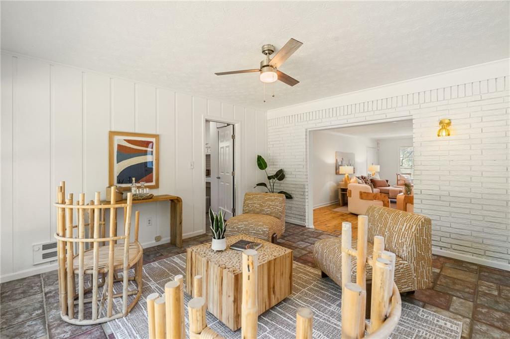 2978 Greenbrook Way NE