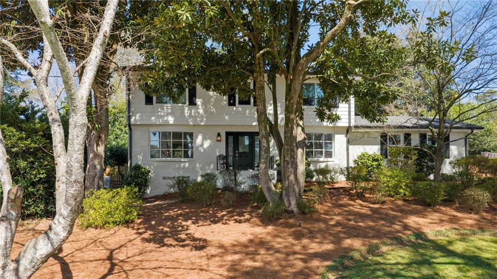 2978 Greenbrook Way NE