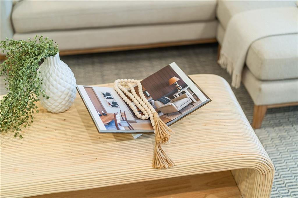 2978 Greenbrook Way NE