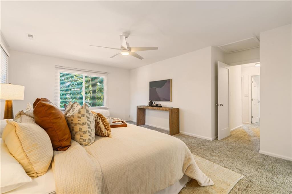 2978 Greenbrook Way NE