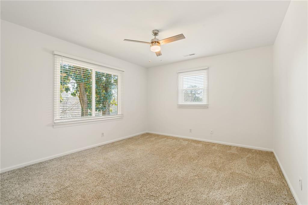 2978 Greenbrook Way NE