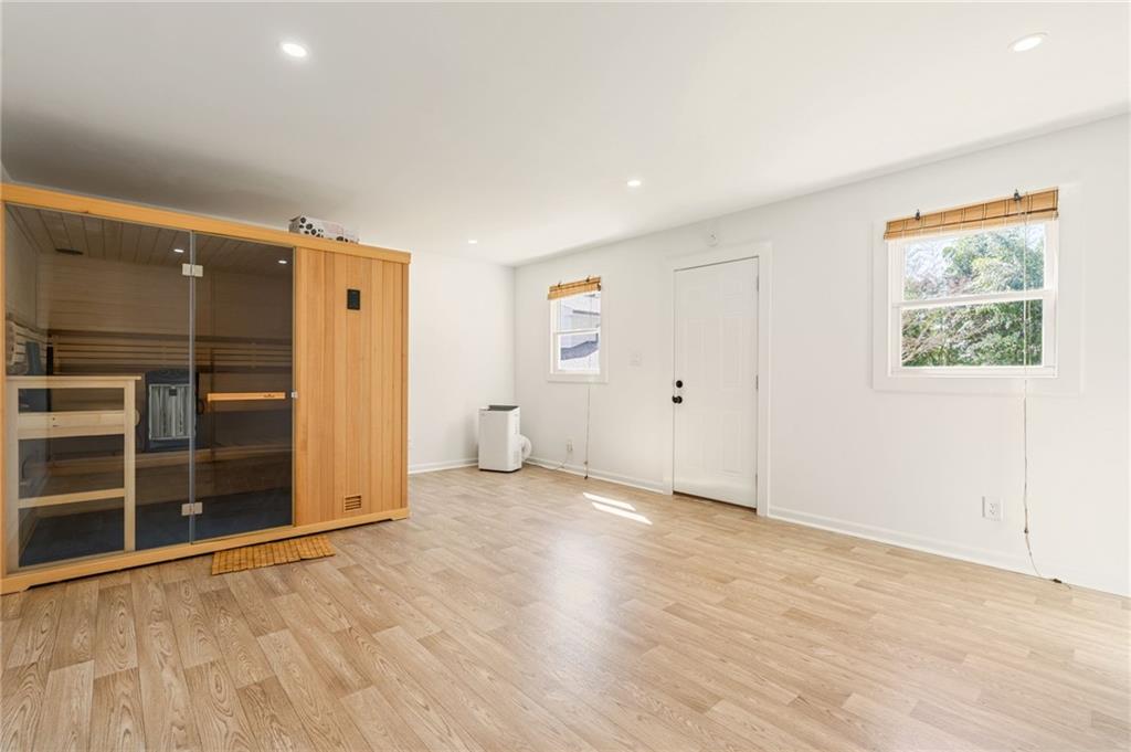 2978 Greenbrook Way NE