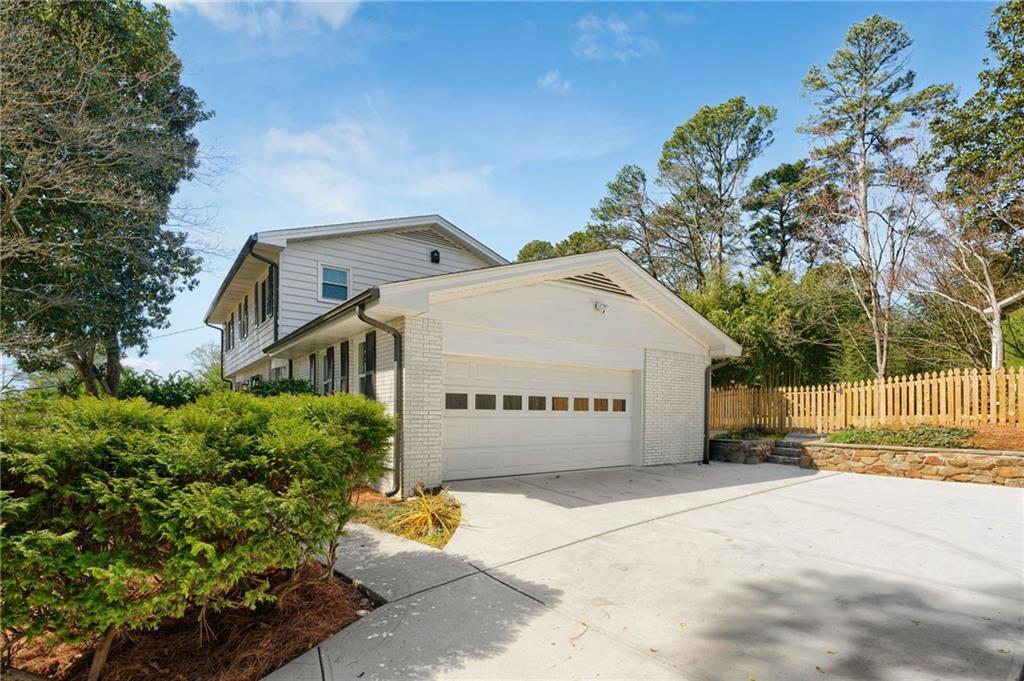 2978 Greenbrook Way NE